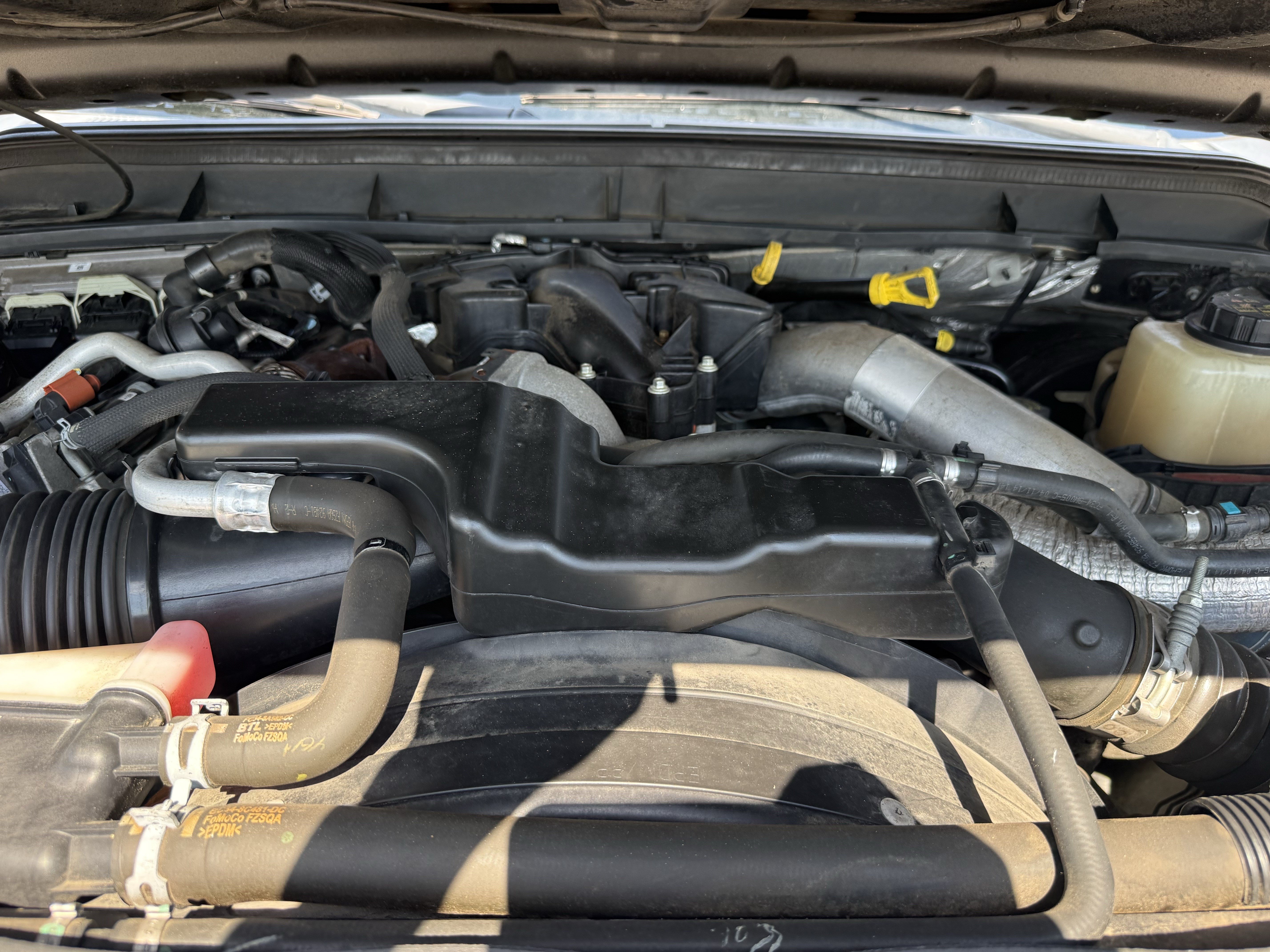 Used 2015 Ford F250 Lariat w/ Lariat Interior Package AWD/4WD image 32