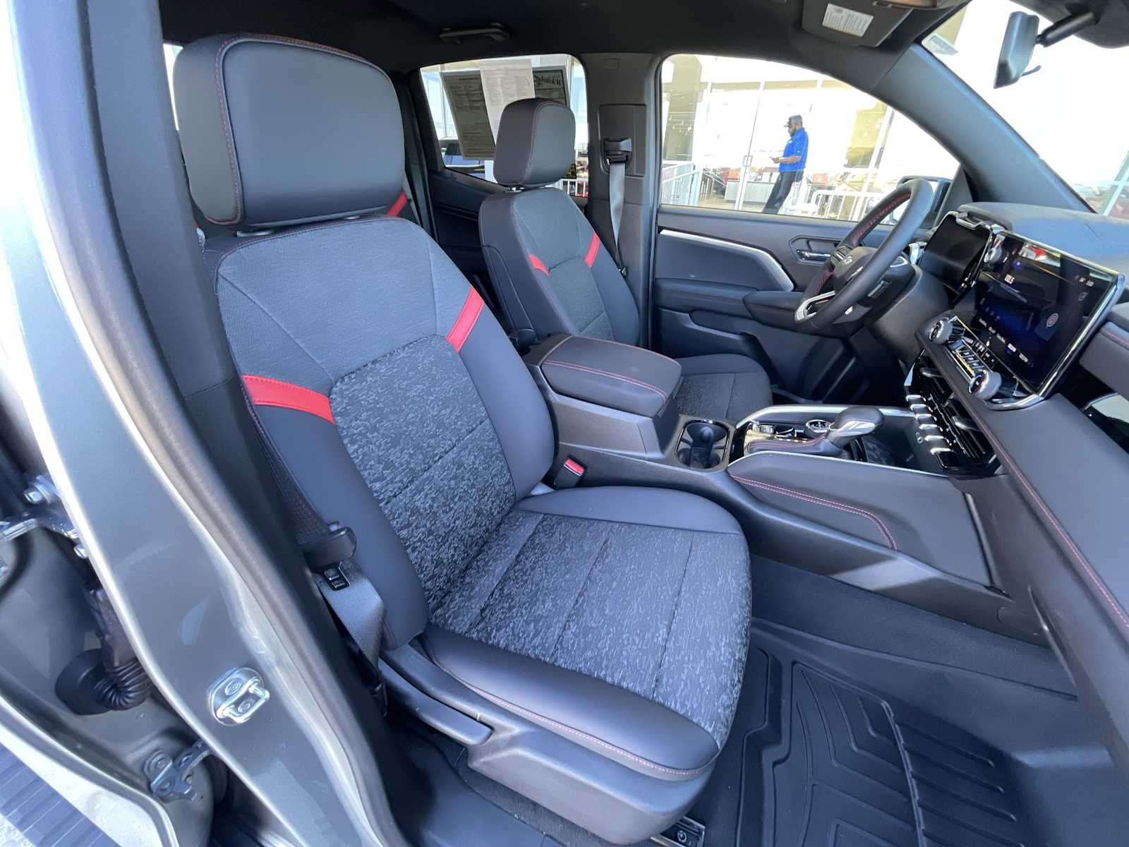 Certified 2024 Chevrolet Colorado Z71 w/ Advanced Trailering Package image 27