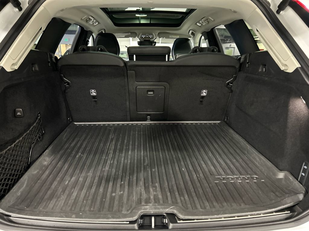Used 2023 Volvo XC60 B5 Ultimate w/ Climate Package AWD/4WD image 27