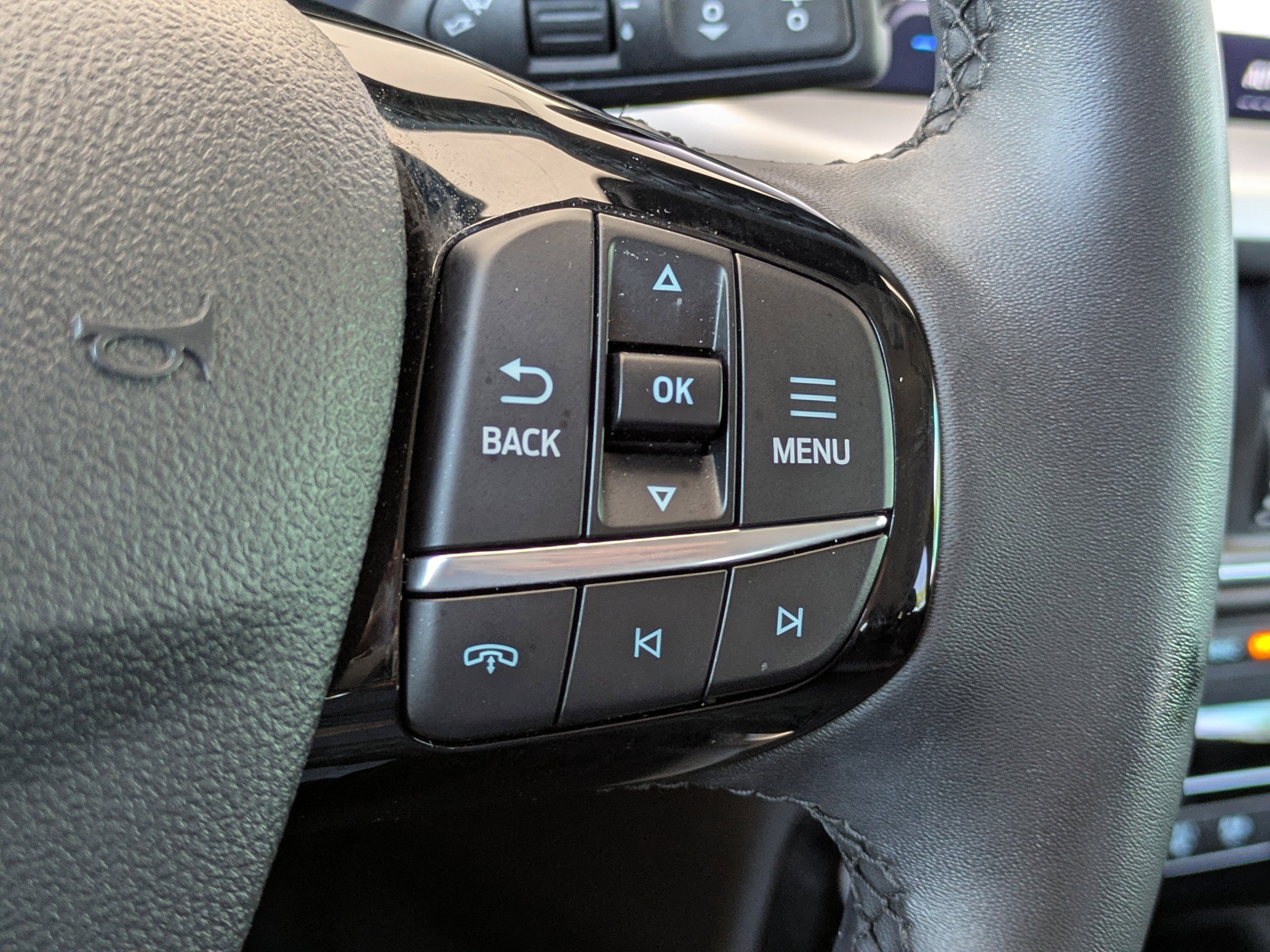 Certified 2023 Ford Escape Platinum AWD/4WD image 25