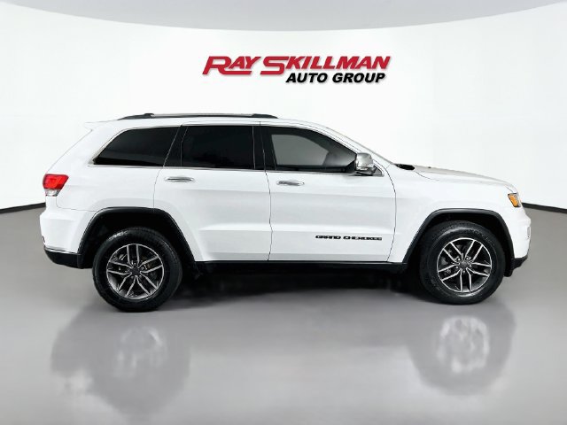 Used 2019 Jeep Grand Cherokee Limited AWD/4WD image 8