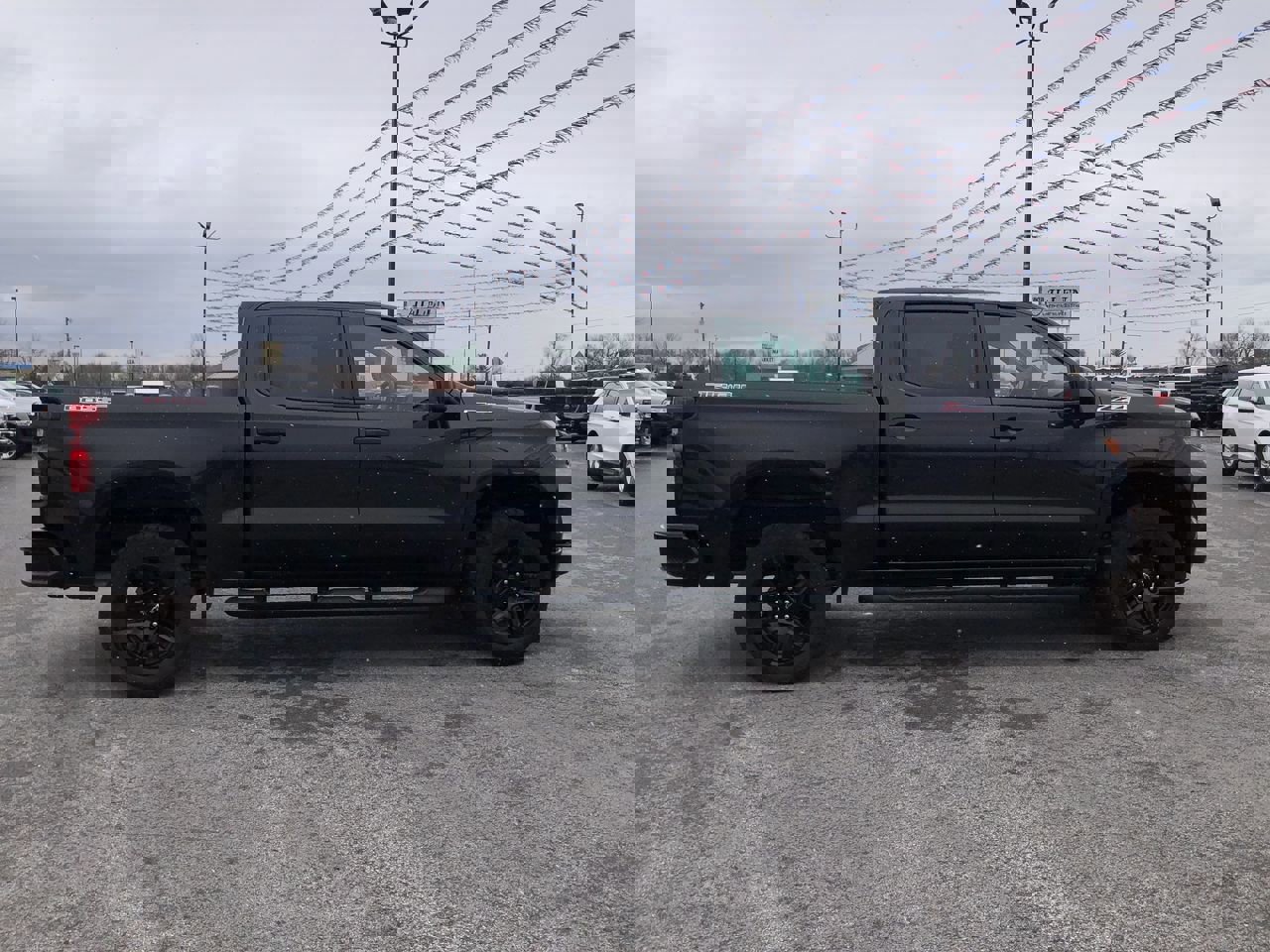 Used 2023 Chevrolet Silverado 1500 Custom Trail Boss image 14