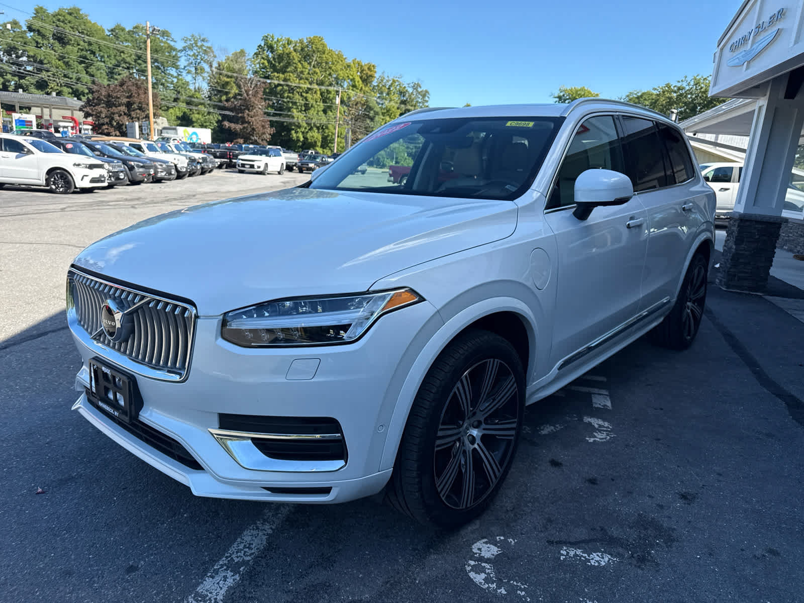 Used 2022 Volvo XC90 T8 Inscription w/ Advanced Package AWD/4WD image 6