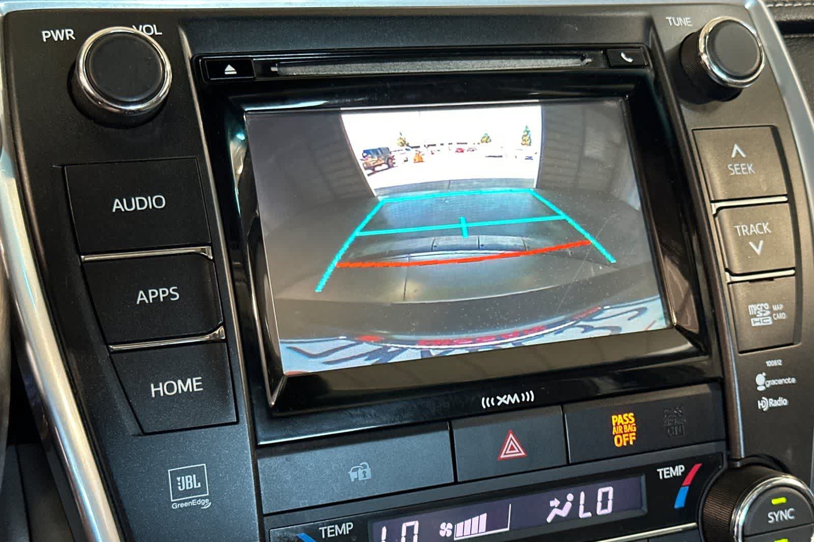 Used 2017 Toyota Camry XLE w/ Moonroof Package FWD image 22