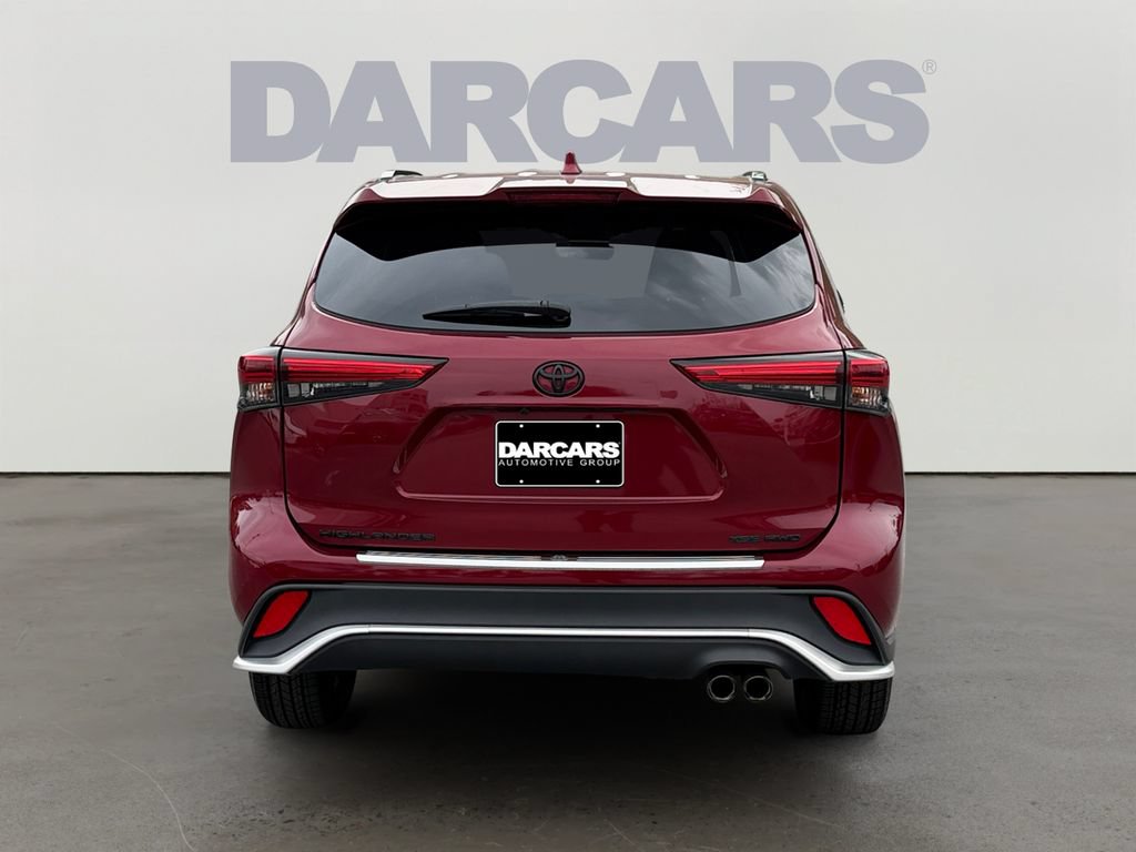 Used 2022 Toyota Highlander XSE w/ Protection Package #3 (TMS) AWD/4WD image 6