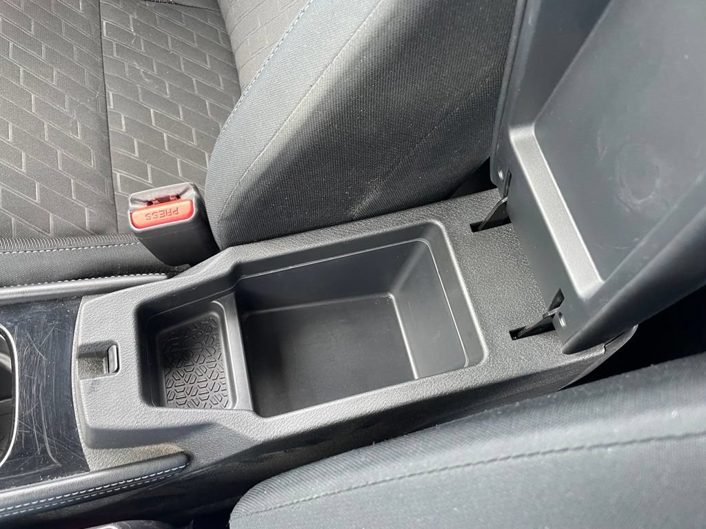 Used 2024 Nissan Kicks SV FWD image 35