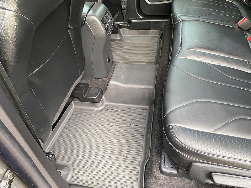 Certified 2025 Ford Escape Platinum w/ Premium Technology Package AWD/4WD image 33