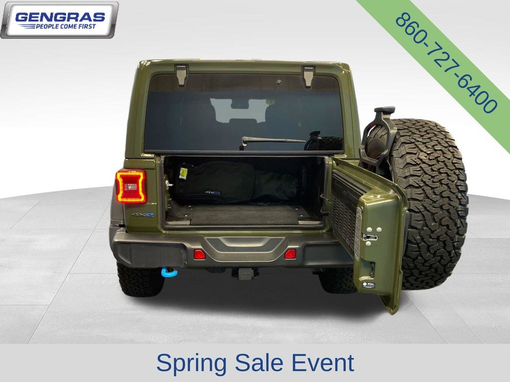 Used 2024 Jeep Wrangler Unlimited Rubicon 4xe w/ Technology Group AWD/4WD image 33