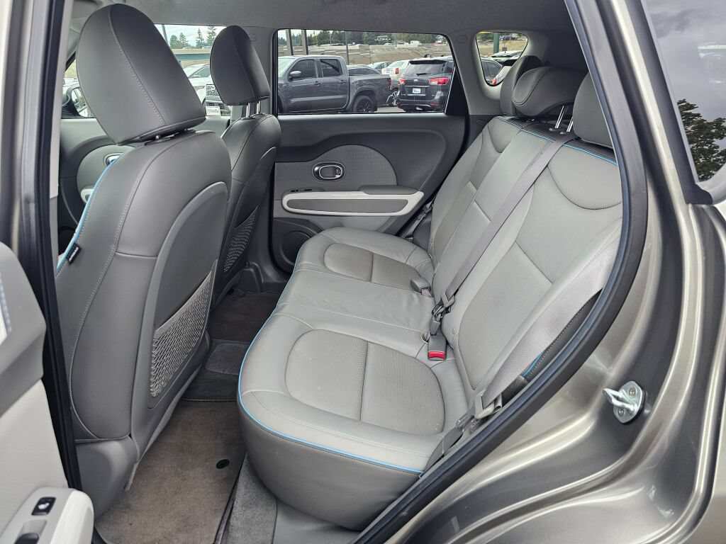 Used 2016 Kia Soul EV + w/ Paint Protection Film Package FWD image 21