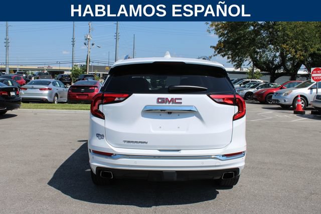 Used 2019 GMC Terrain Denali w/ Comfort Package FWD image 4