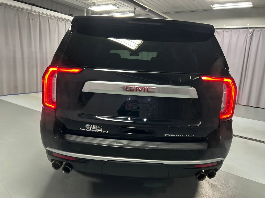 Used 2024 GMC Yukon XL Denali AWD/4WD image 6