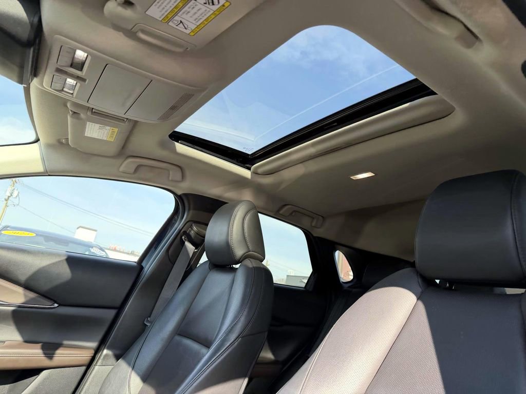 Used 2022 MAZDA CX-30 2.5 Turbo w/ Premium Plus Pkg image 11