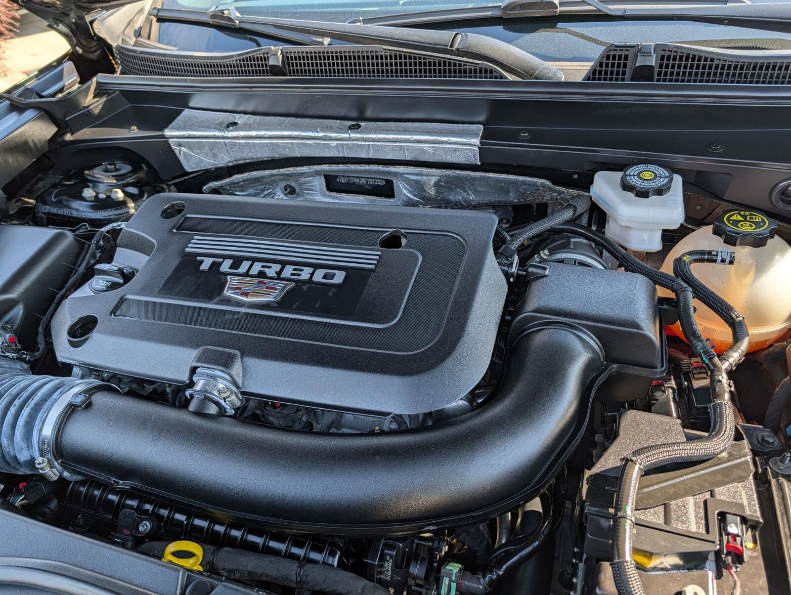 Certified 2024 Cadillac XT4 Sport image 40