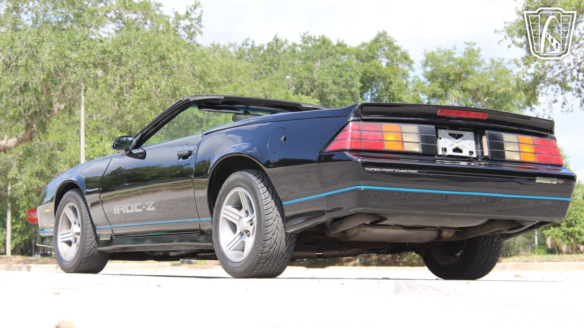 Used 1988 Chevrolet Camaro LT RWD image 5