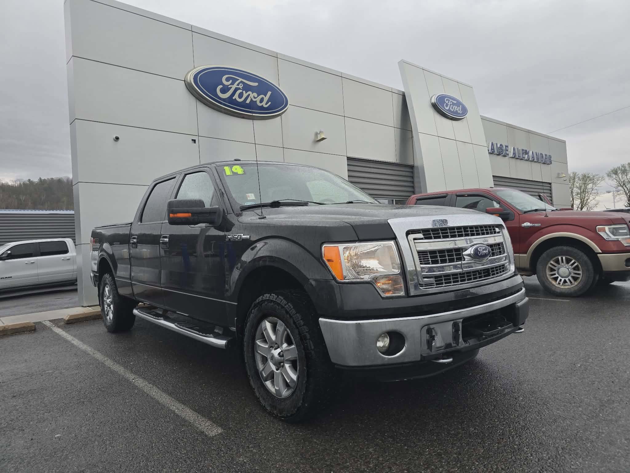 Used 2014 Ford F150 XLT w/ Equipment Group 302A Luxury AWD/4WD image 1