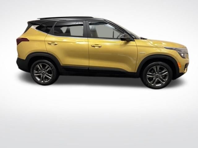 Certified 2023 Kia Seltos S image 7
