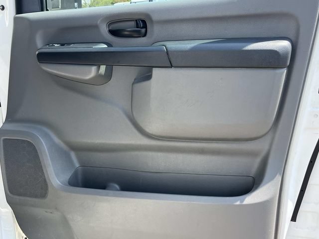 Used 2018 Nissan NV 3500 S RWD image 18