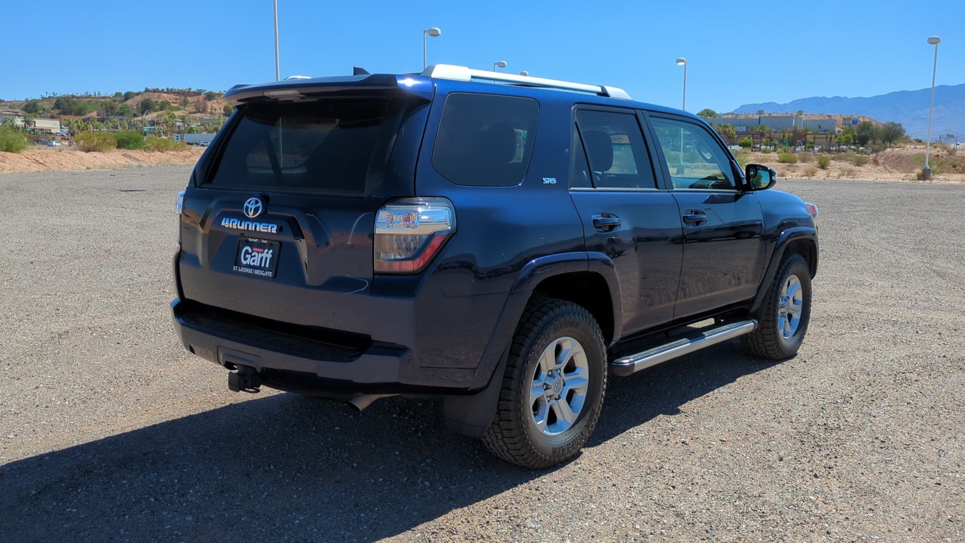 Used 2017 Toyota 4Runner SR5 Premium AWD/4WD image 3