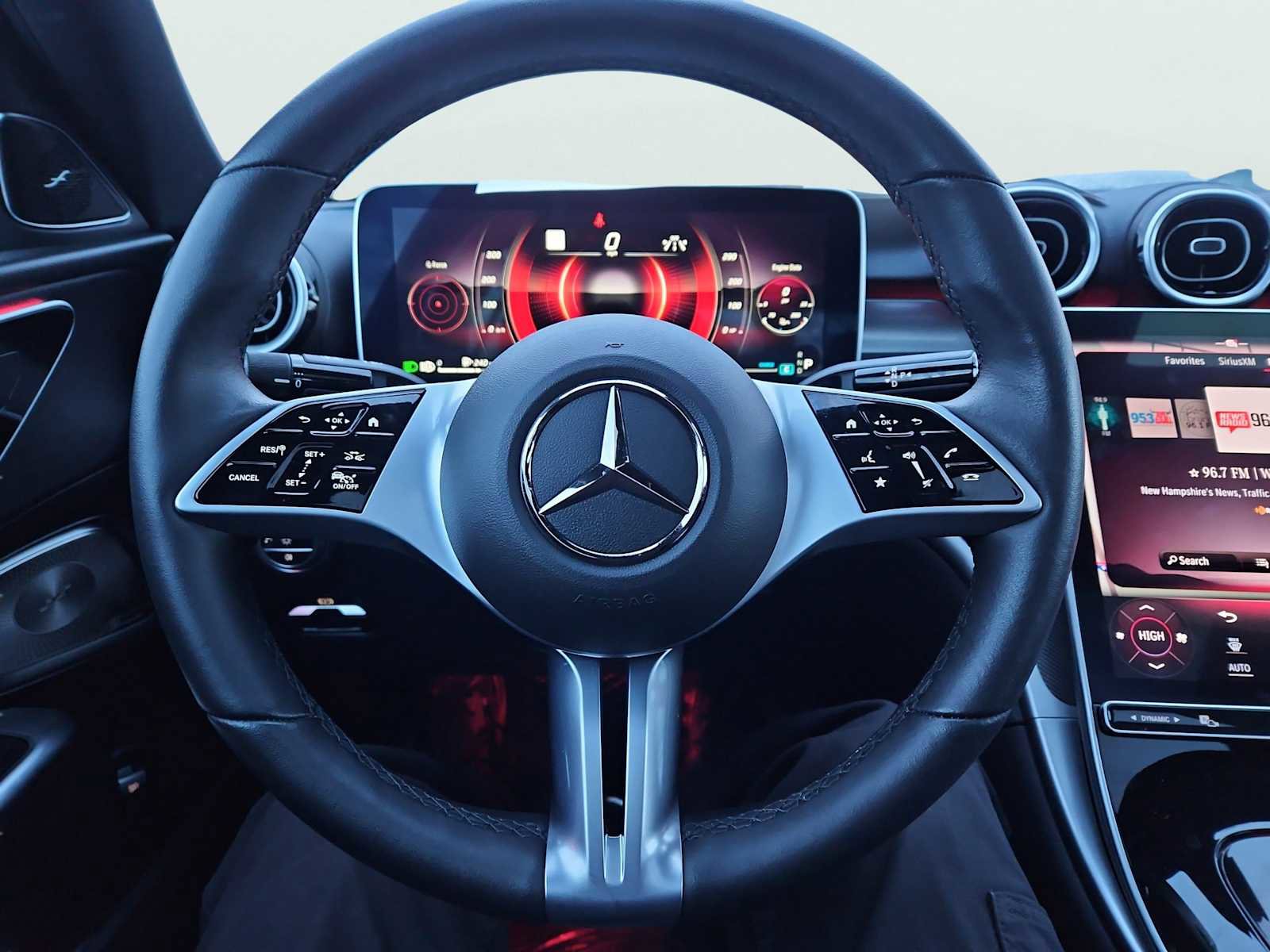 Used 2024 Mercedes-Benz C 300 4MATIC Sedan w/ Exclusive Trim Package image 32