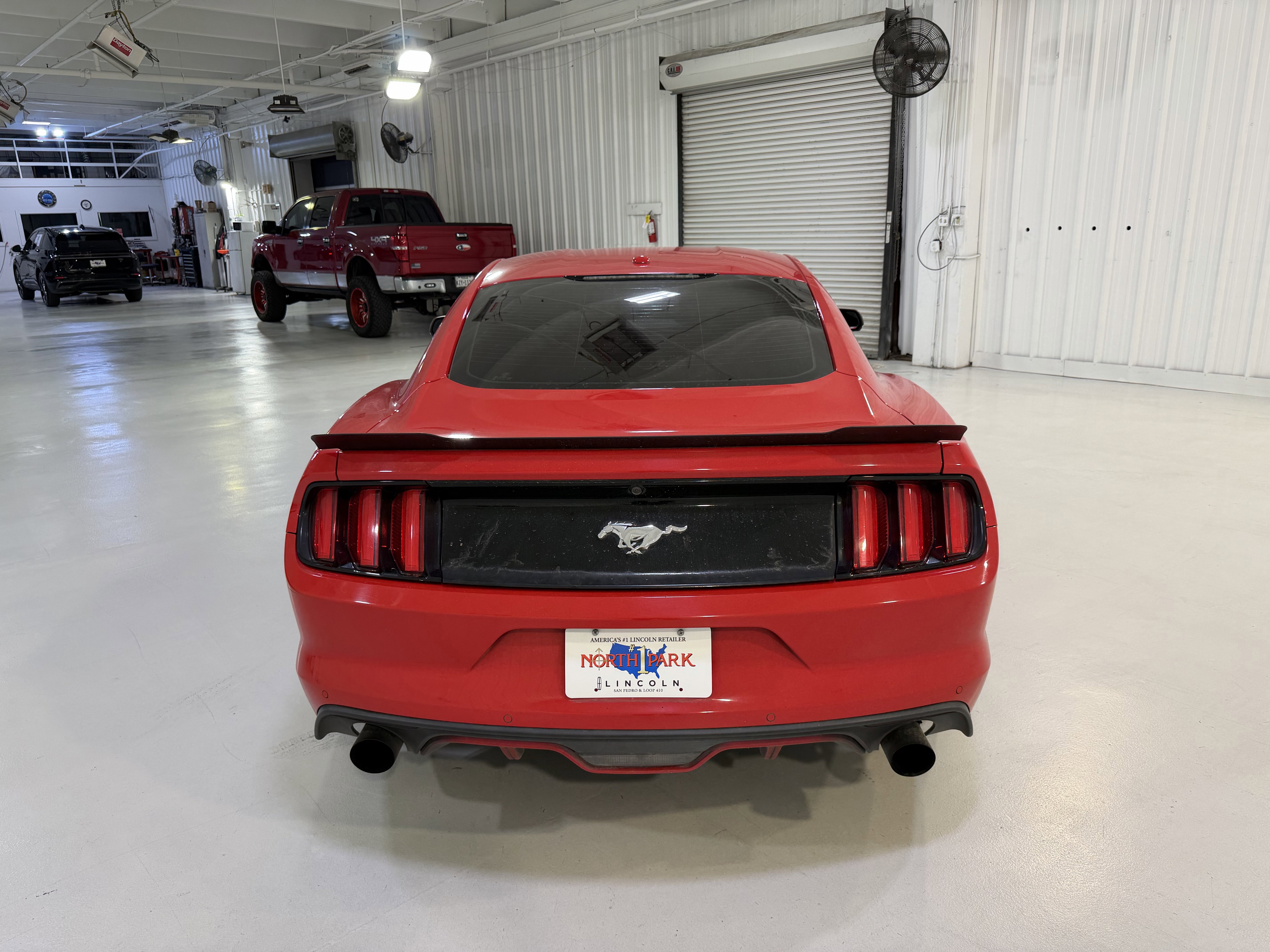 Used 2015 Ford Mustang Premium w/ Equipment Group 201A RWD image 4