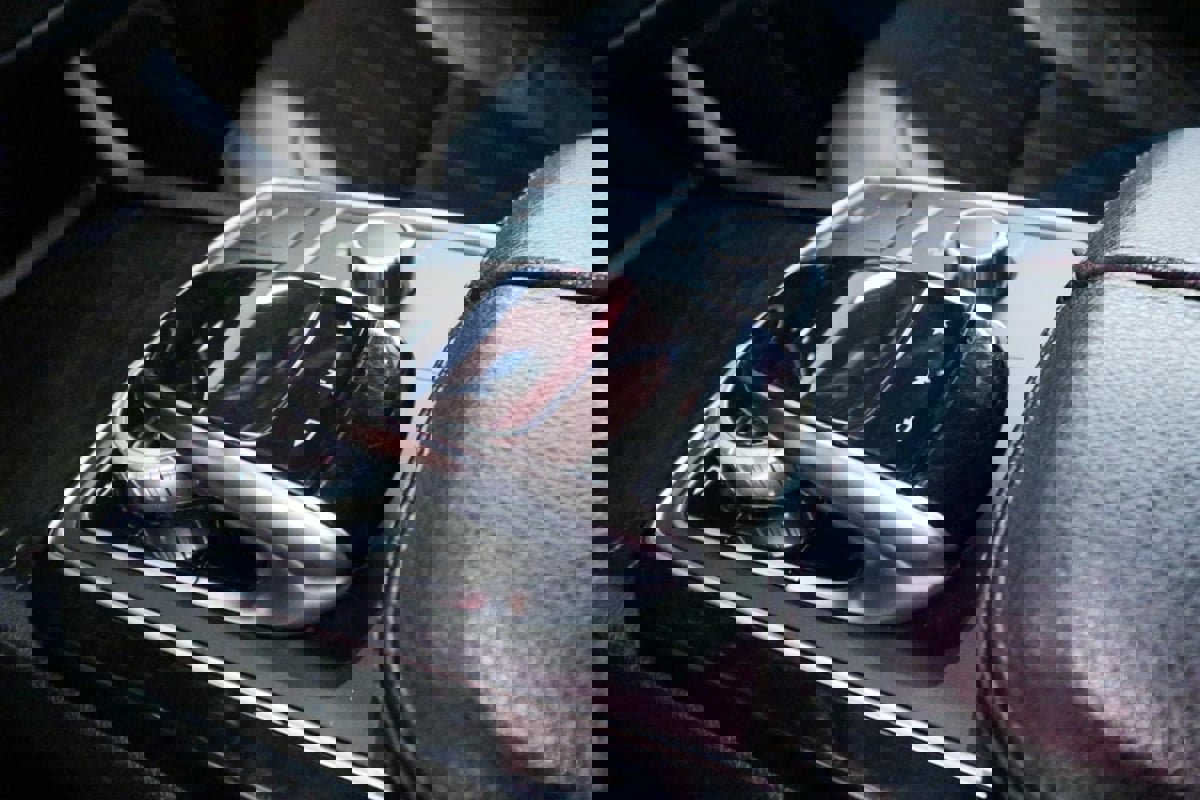 Used 2018 Mercedes-Benz GLE 350 4MATIC SUV w/ Premium 1 Package image 19