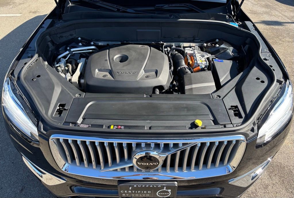 Certified 2024 Volvo XC90 T8 Ultimate w/ Protection Package Premier image 28