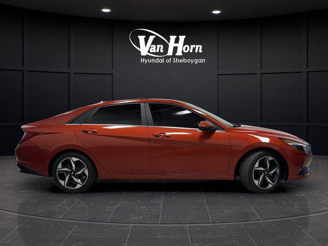 Used 2021 Hyundai Elantra Limited image 2