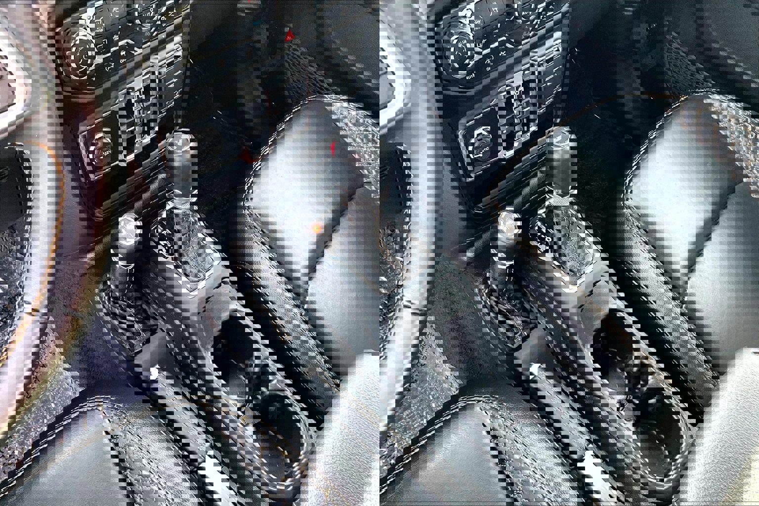 Used 2022 Jeep Wrangler Unlimited Sahara image 18