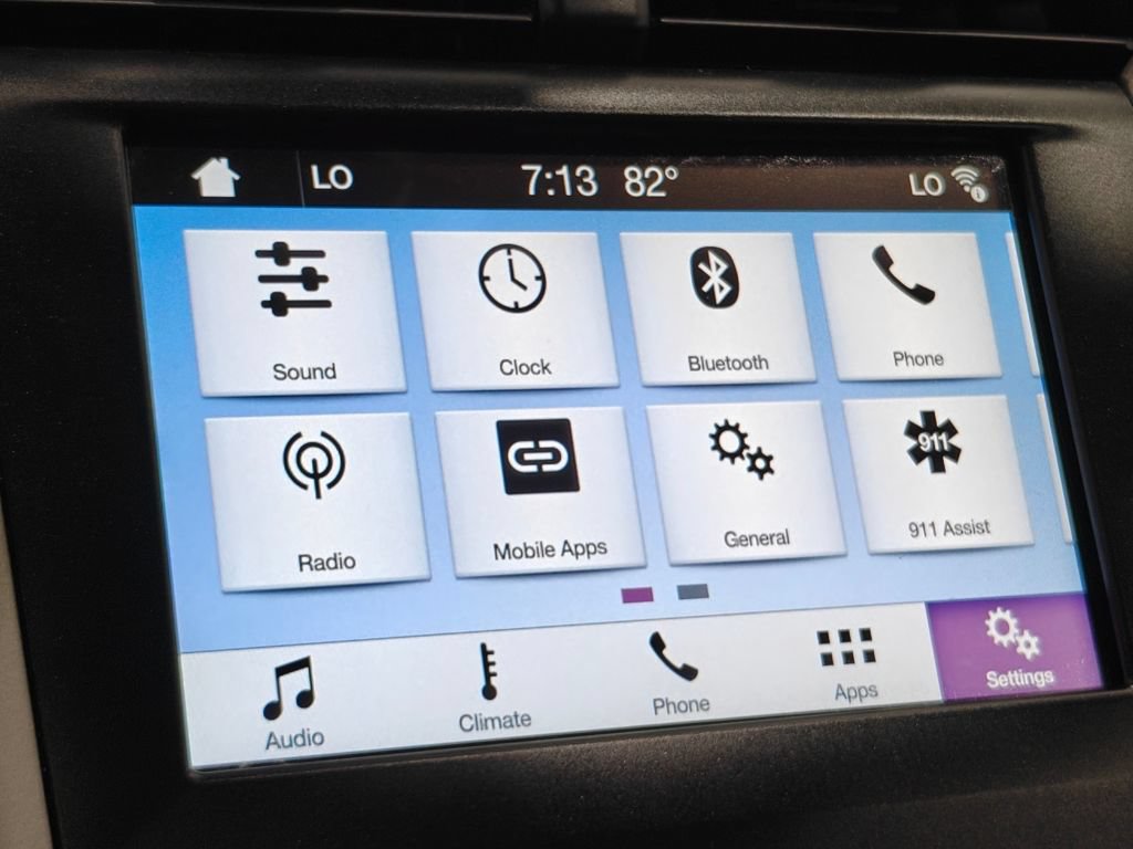 Used 2018 Ford Fusion SE w/ Fusion SE Technology Package FWD image 36
