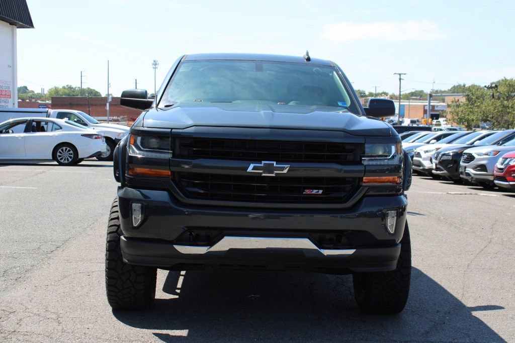 Used 2018 Chevrolet Silverado 1500 LT w/ All Star Edition AWD/4WD image 4