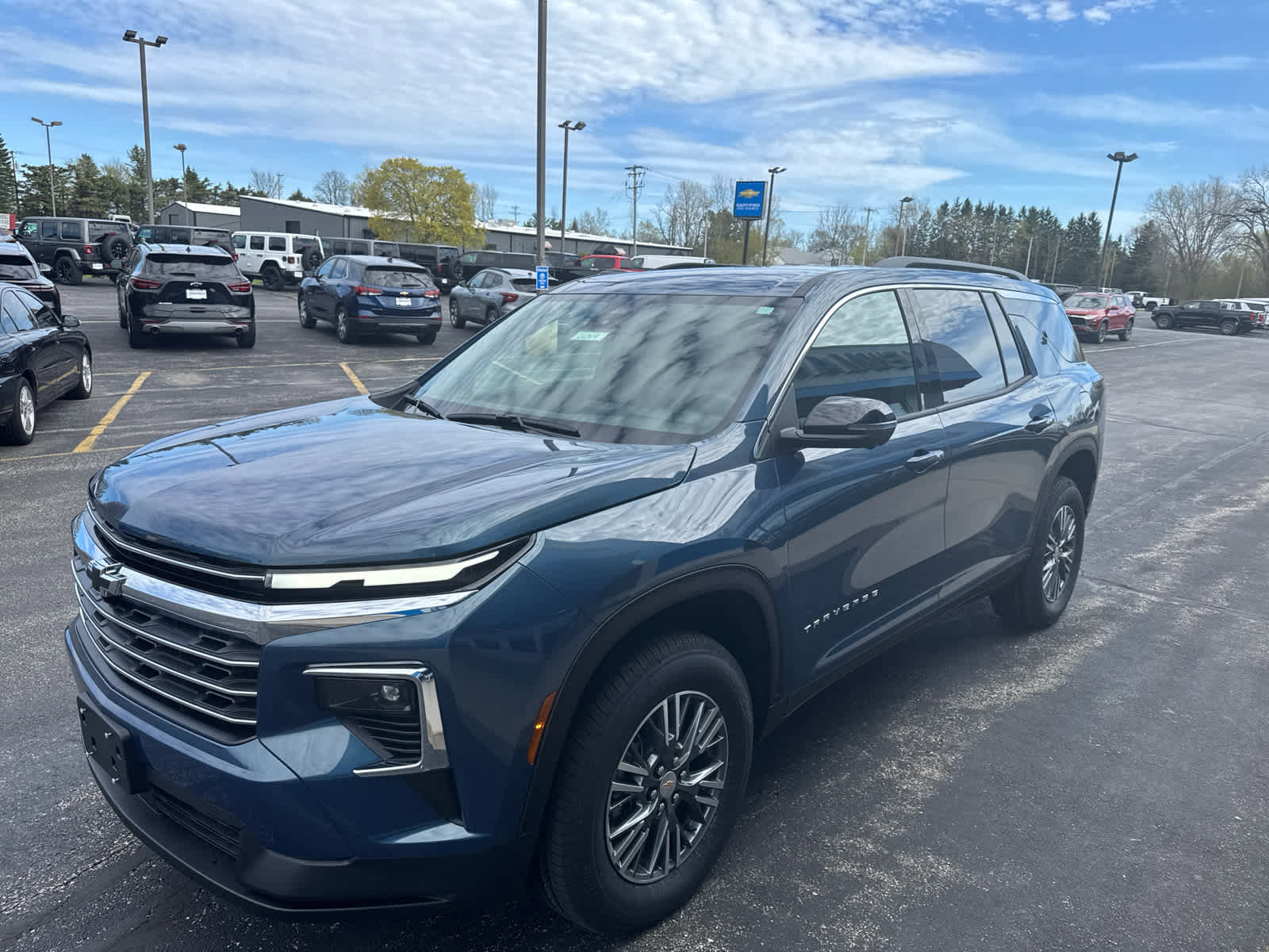 New 2026 Chevrolet Traverse LT AWD/4WD image 12