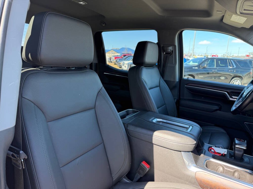 Used 2022 GMC Sierra 1500 SLT w/ SLT Convenience Package AWD/4WD image 31