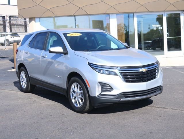 Used 2022 Chevrolet Equinox LT image 1