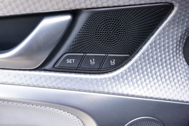 Used 2023 Genesis G70 2.0T w/ Sport Prestige Package image 7