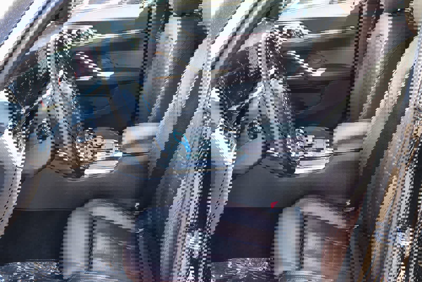 Used 2023 BMW i4 eDrive35 image 17