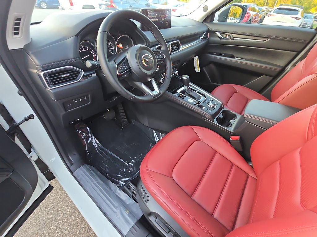 New 2025 MAZDA CX-5 Carbon Edition AWD/4WD image 17