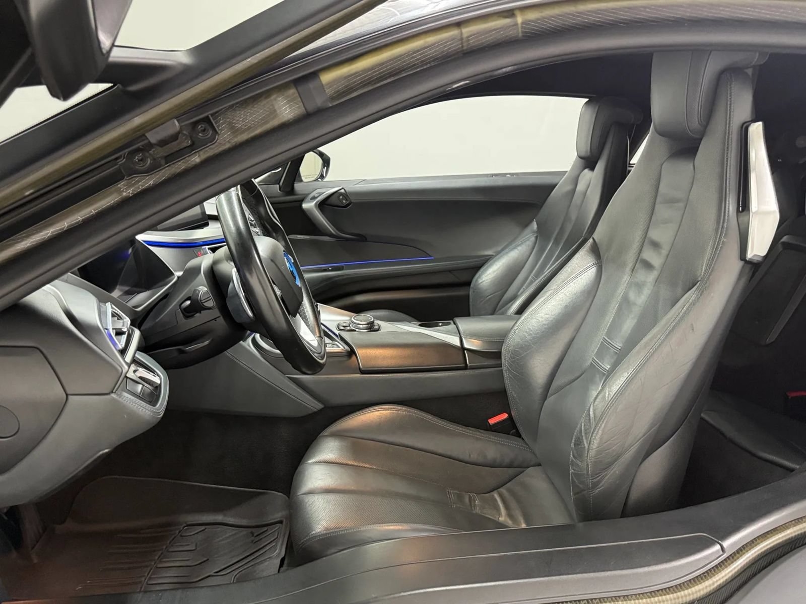 Used 2016 BMW i8 AWD/4WD image 11