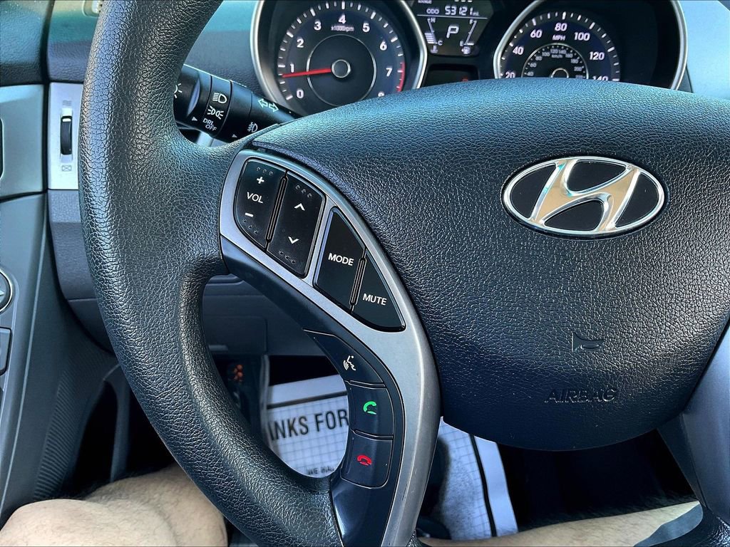 Used 2013 Hyundai Elantra Sedan FWD image 10