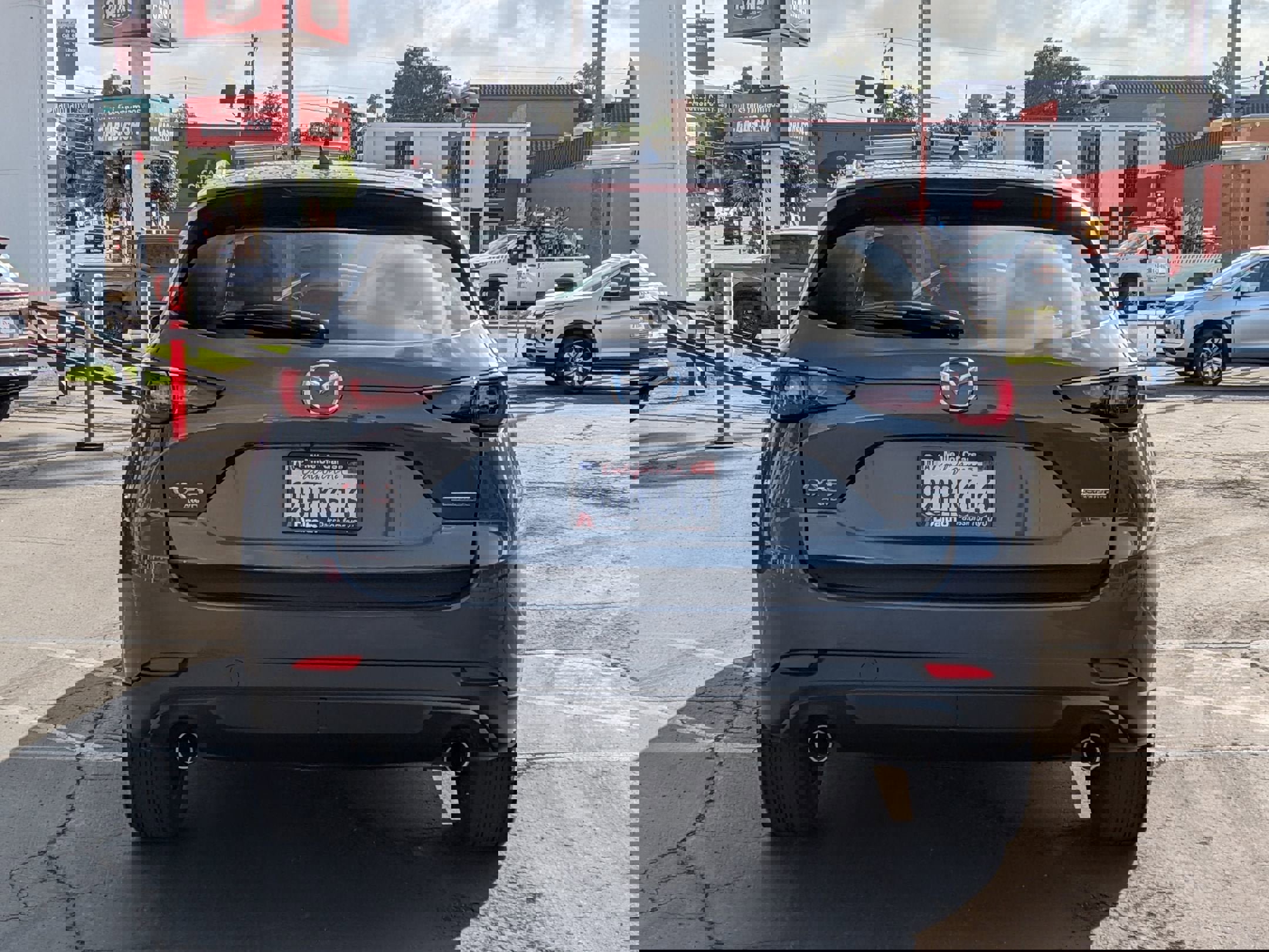 Used 2023 MAZDA CX-5 Carbon Edition image 3