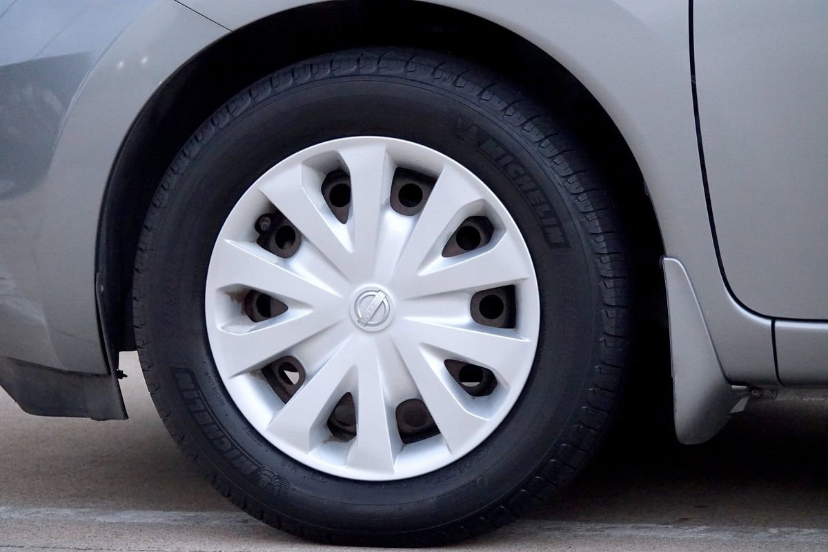 Used 2015 Nissan Versa Note SV w/ SV Convenience Package image 24