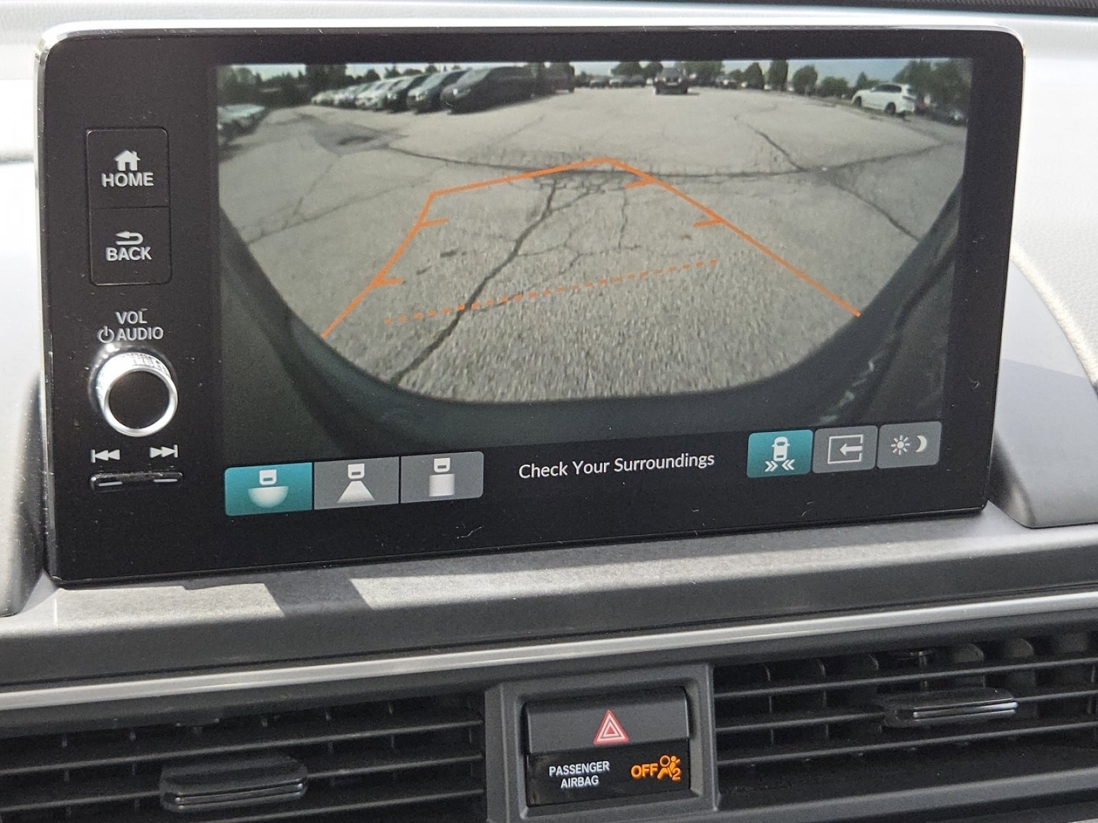 Certified 2025 Honda Pilot Touring image 13