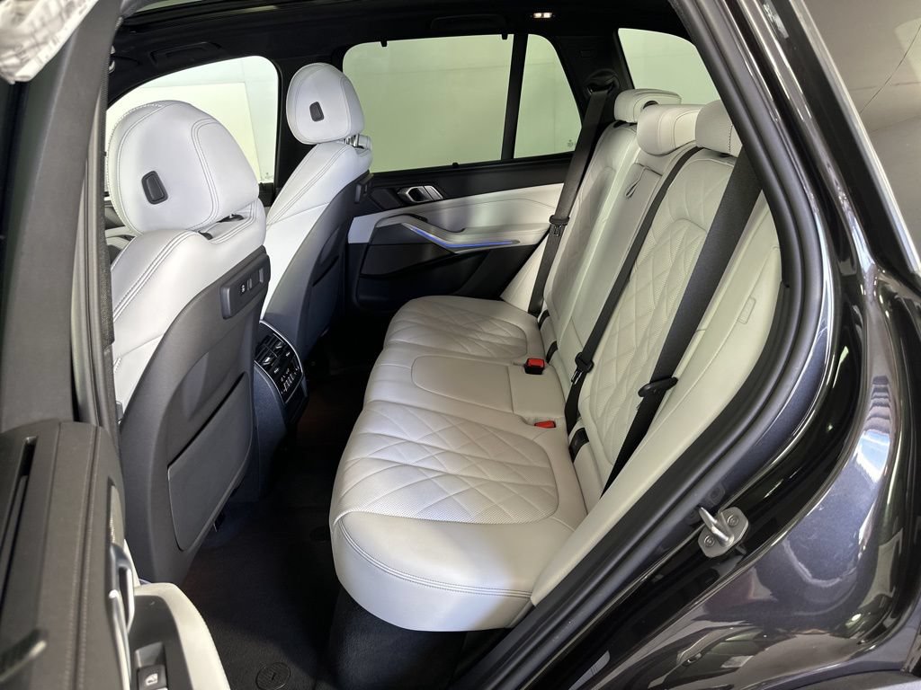 Certified 2023 BMW X5 xDrive40i w/ Premium Package AWD/4WD image 21