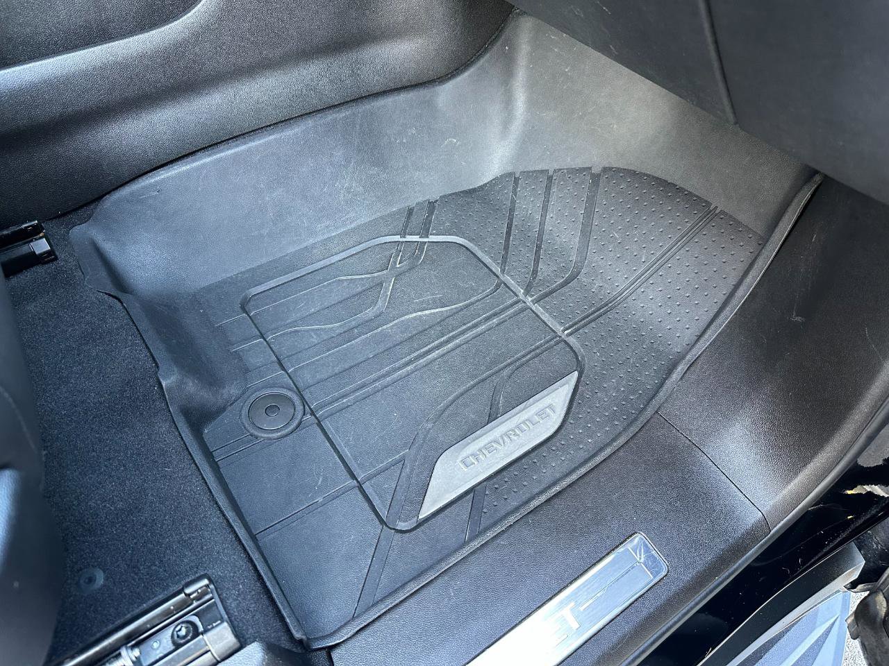 Used 2021 Chevrolet Tahoe LT w/ LT Signature Package image 36