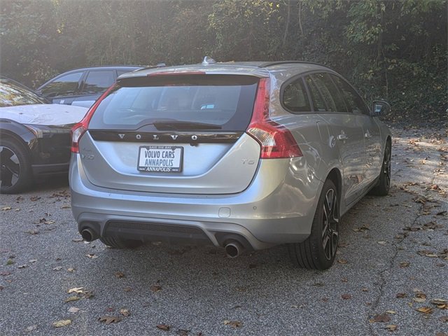 Used 2018 Volvo V60 T5 Dynamic w/ Vision Package image 7
