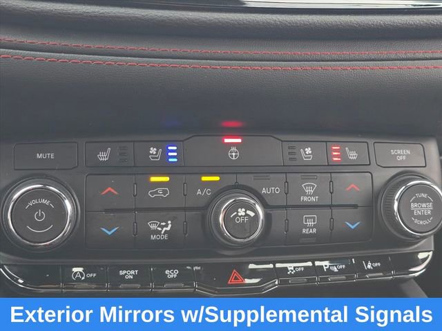 Used 2025 Dodge Durango GT image 25