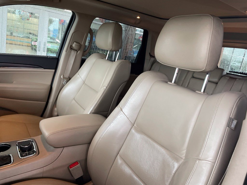 Used 2019 Jeep Grand Cherokee Limited w/ Luxury Group II AWD/4WD image 21
