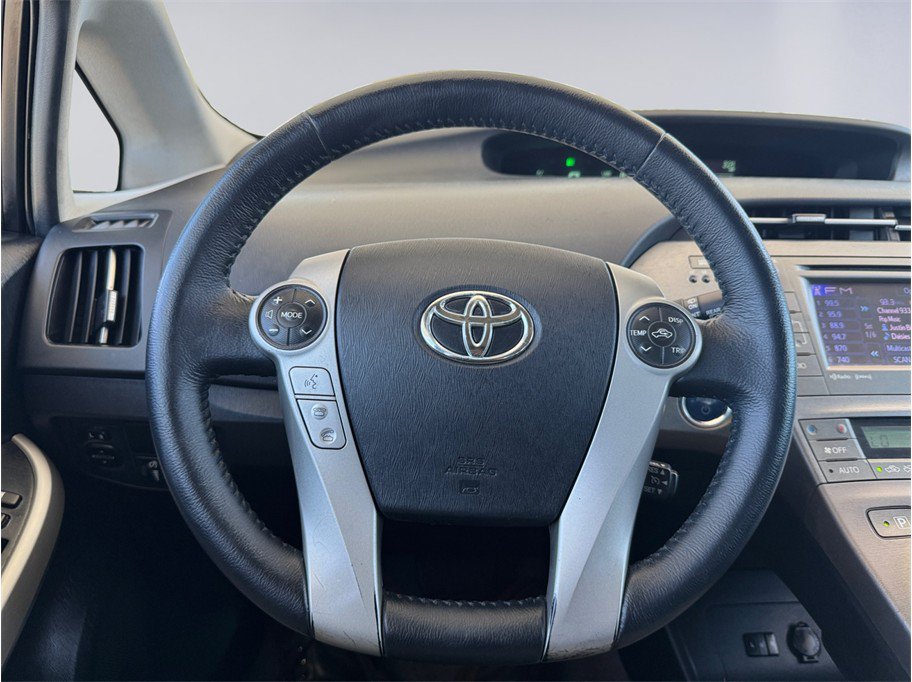 Used 2015 Toyota Prius Four FWD image 12