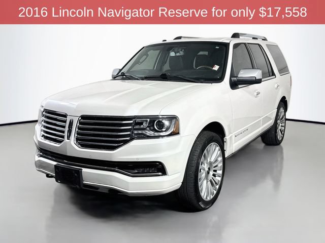 Used 2016 Lincoln Navigator Reserve AWD/4WD image 3