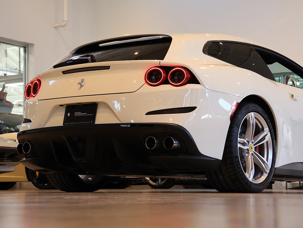 Certified 2018 Ferrari GTC4Lusso image 53