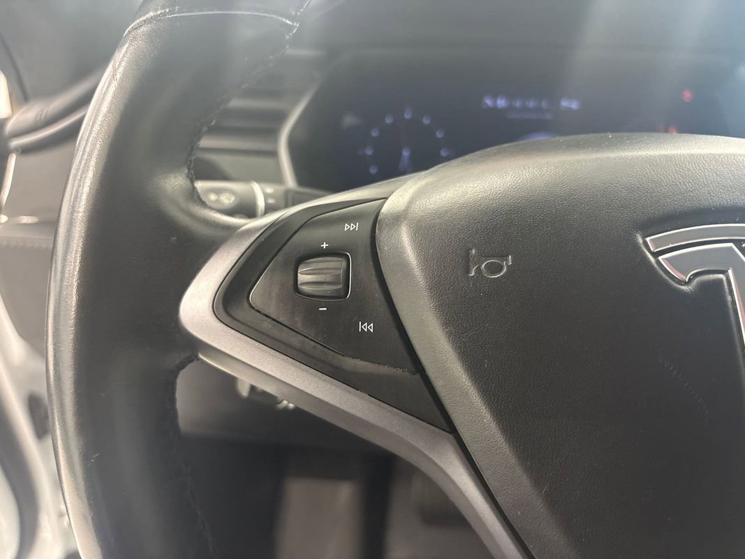 Used 2020 Tesla Model S Long Range Plus image 20